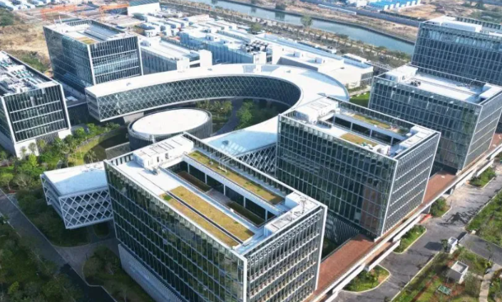 北京佳源伟业监控设备选型指南：红外与网络摄像机对比
